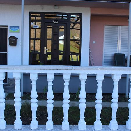Apartmani Ramonda Teslić 外观 照片