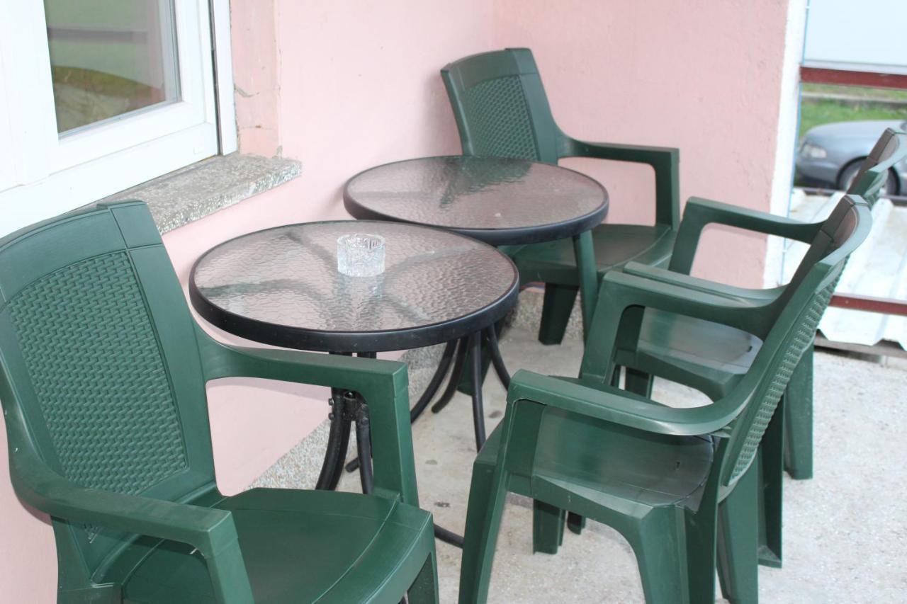 Apartmani Ramonda Teslić 外观 照片