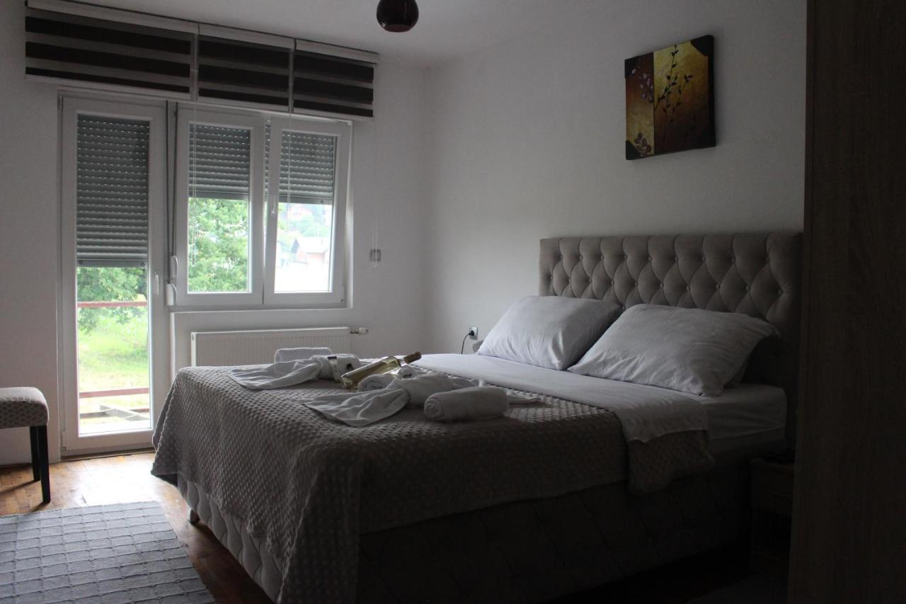 Apartmani Ramonda Teslić 外观 照片