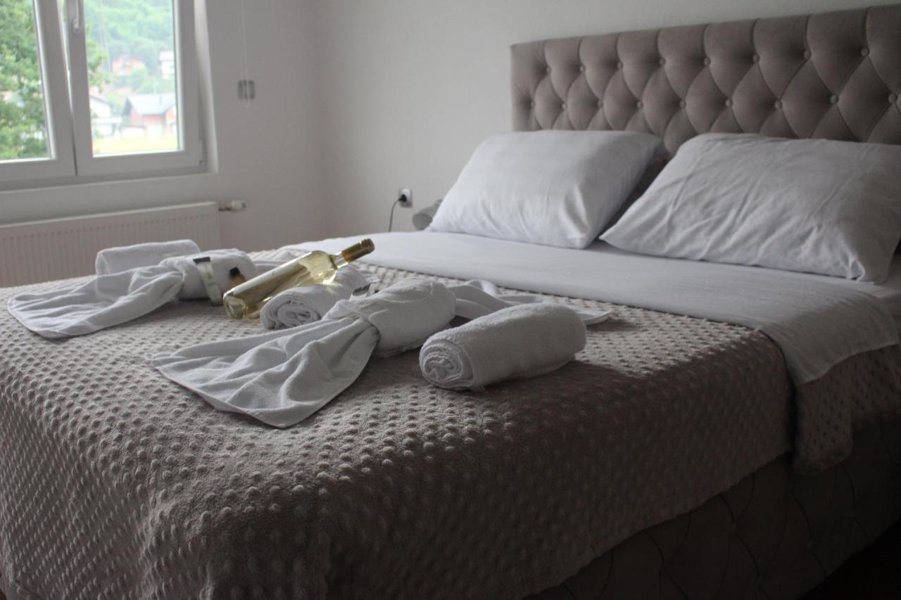 Apartmani Ramonda Teslić 外观 照片