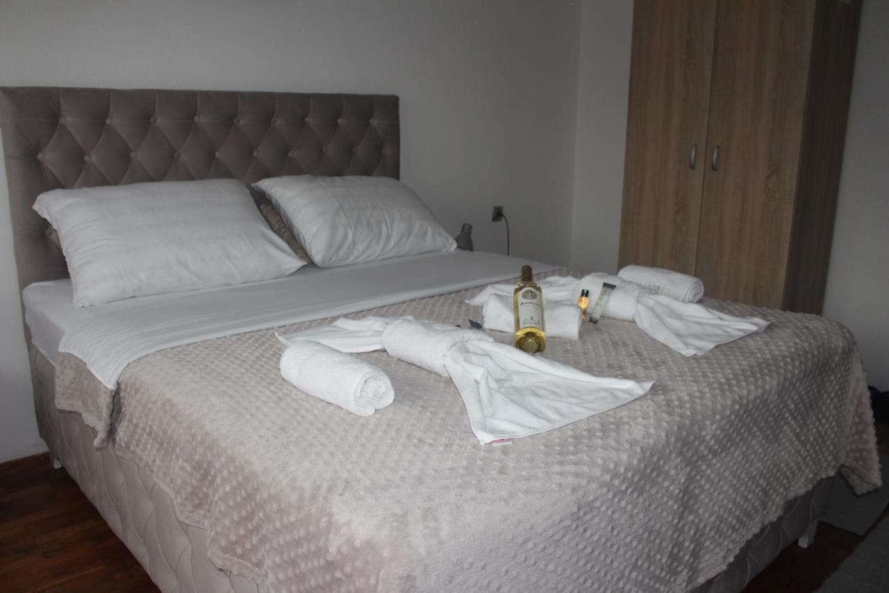 Apartmani Ramonda Teslić 外观 照片