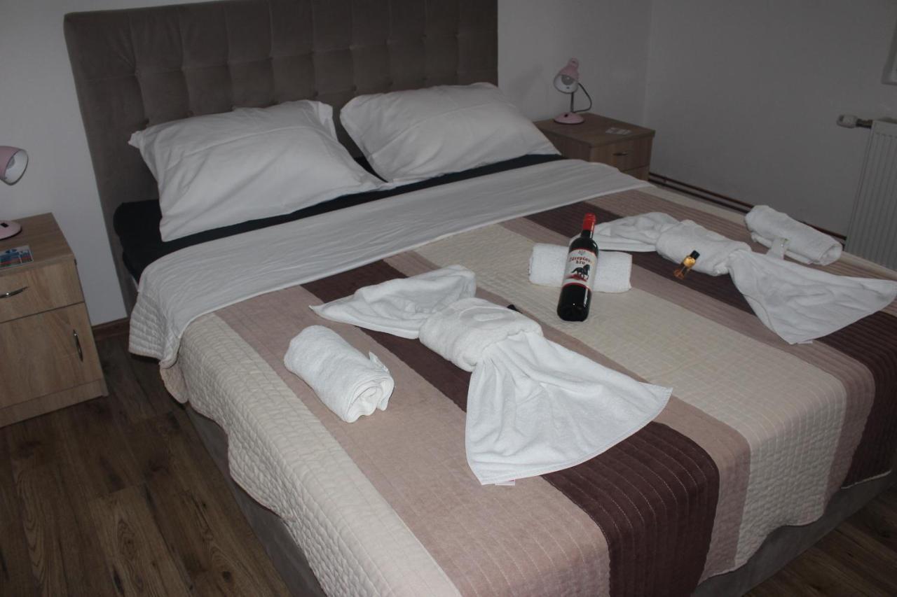 Apartmani Ramonda Teslić 外观 照片