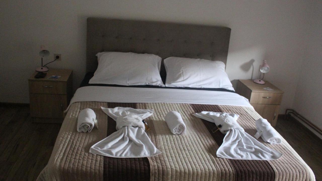 Apartmani Ramonda Teslić 外观 照片
