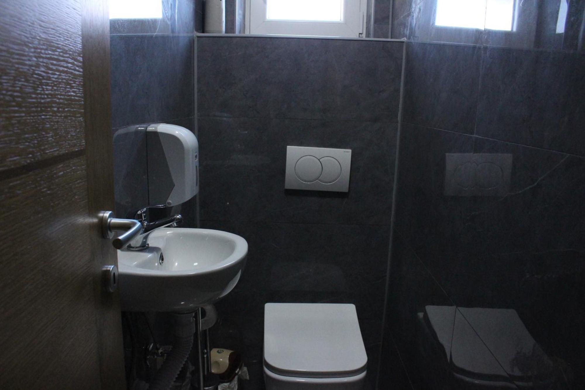 Apartmani Ramonda Teslić 外观 照片