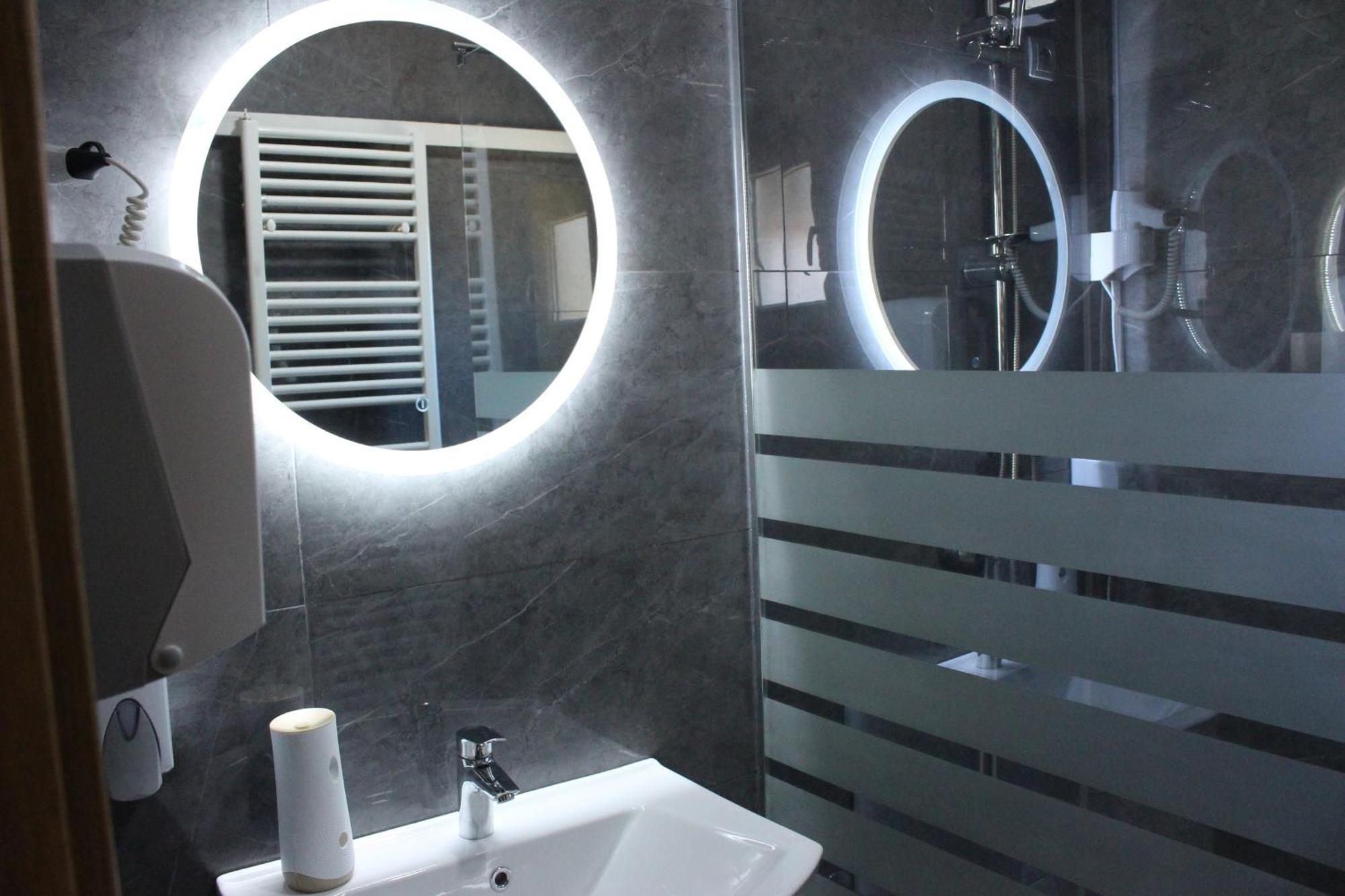 Apartmani Ramonda Teslić 外观 照片